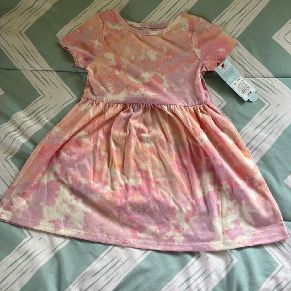 Tie Dye Tshirt Dress Toddler size 3T NWT
Cat & Jack